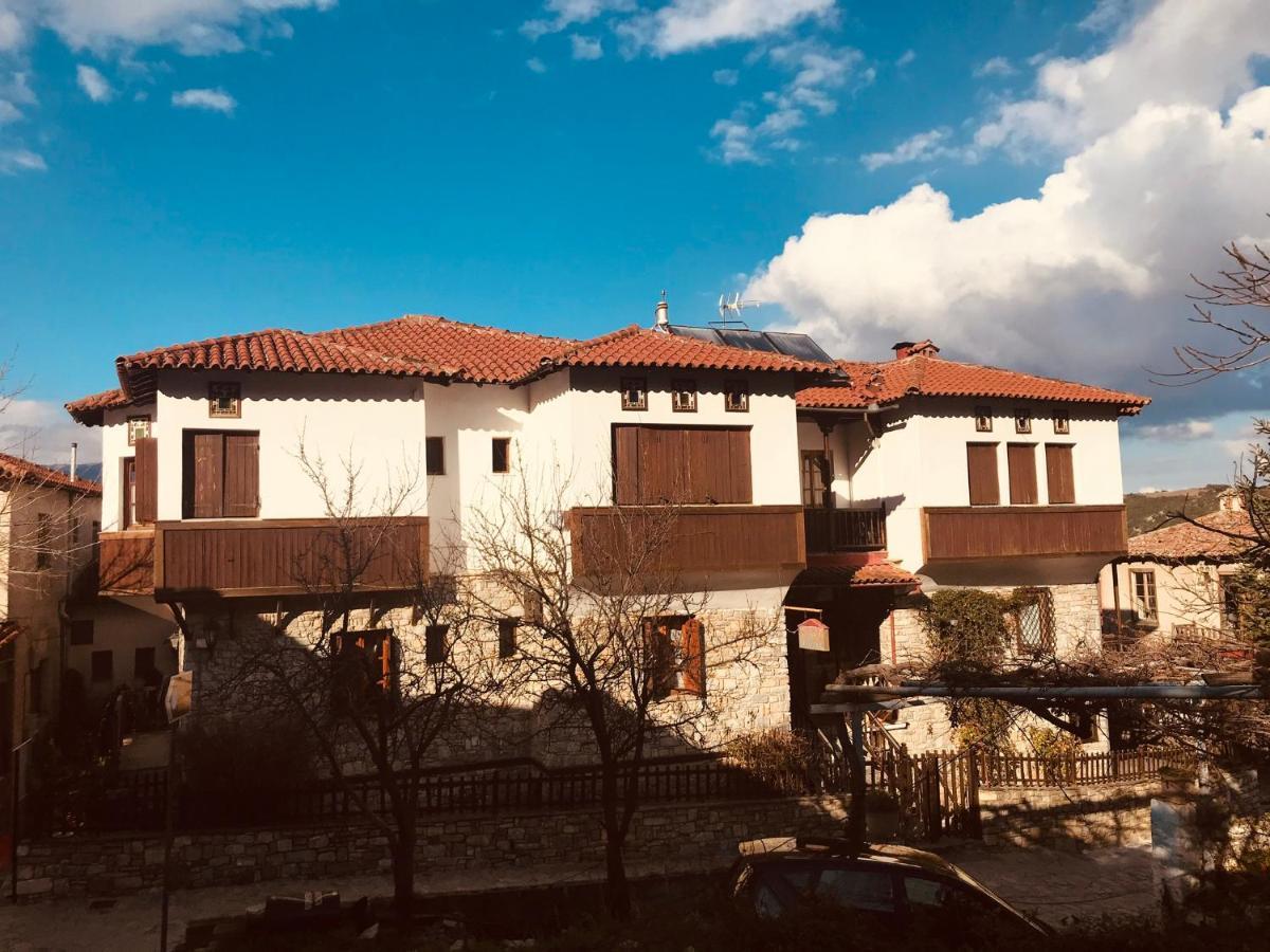 9Mouses Chasiotis Guest House Ampelakia エクステリア 写真