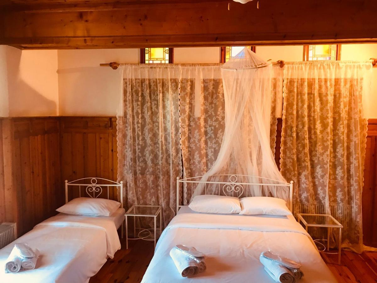 9Mouses Chasiotis Guest House Ampelakia エクステリア 写真